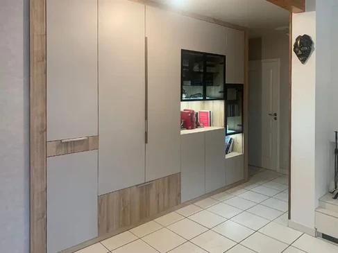 Meubles d'entrée et dispositifs de rangement